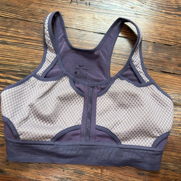 Nike Dri Fit Swoosh Women’s Ultrabreath Sports Bra Sz M Purple Logo - Picture 3 of 8